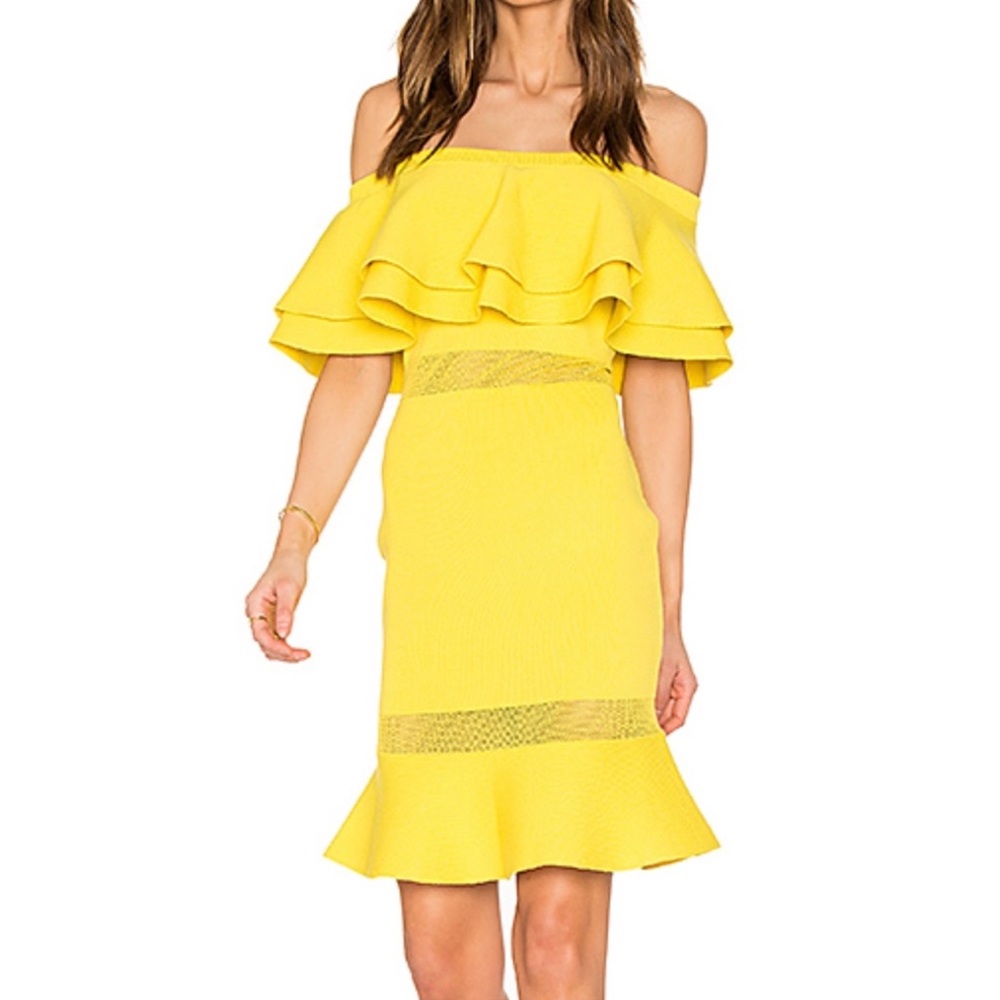 ENDLESS ROSE Yellow Off the Shoulder dress Size Small